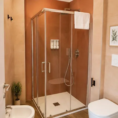 Enea House - Balcony & 2 Bathrooms نابولي